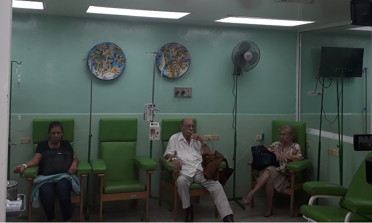 Juanita, durante 28 a�os invicta ante el c�ncer y el bloqueo