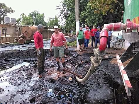 Evalan impacto medio ambiental de vertimiento de petrleo en Matanzas Evalan impacto medio ambiental de vertimiento de petrleo en Matanzas