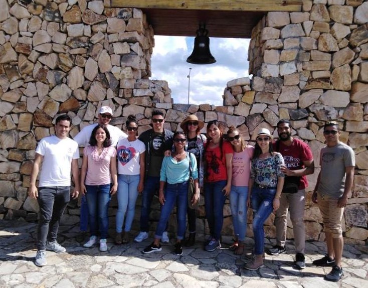 En Audio: Jóvenes periodistas visitan sitios históricos de Granma