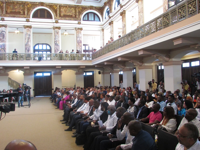 Imparte presidente de Angola conferencia magistral en la Universidad de La Habana