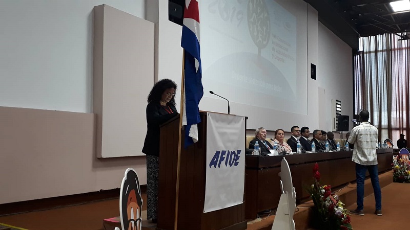 AFIDE: Cierra con broche de oro