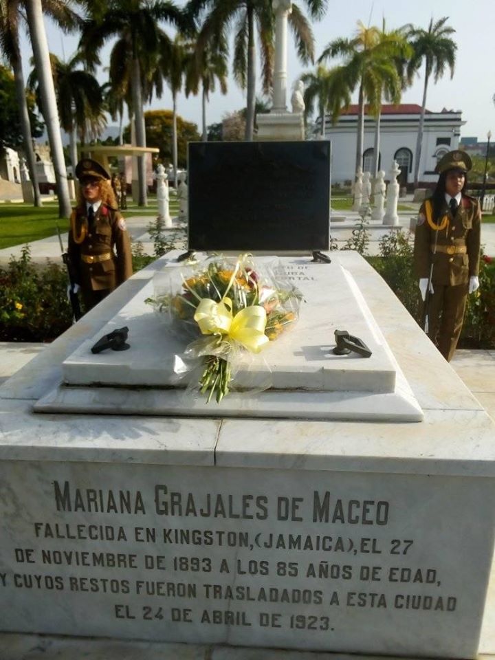 Homenaje de Raúl y del pueblo de Cuba a Mariana Grajales en el Día de las Madres