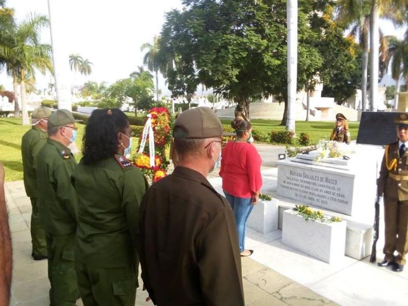 Homenaje de Raúl y del pueblo de Cuba a Mariana Grajales en el Día de las Madres