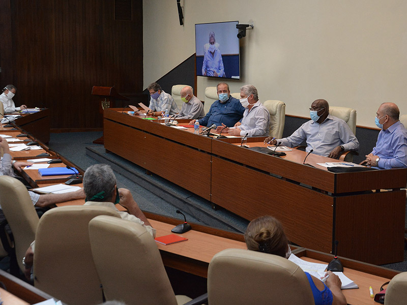 Anuncia el Gobierno cubano nuevas medidas para el reforzamiento del combate frente a la COVID-19