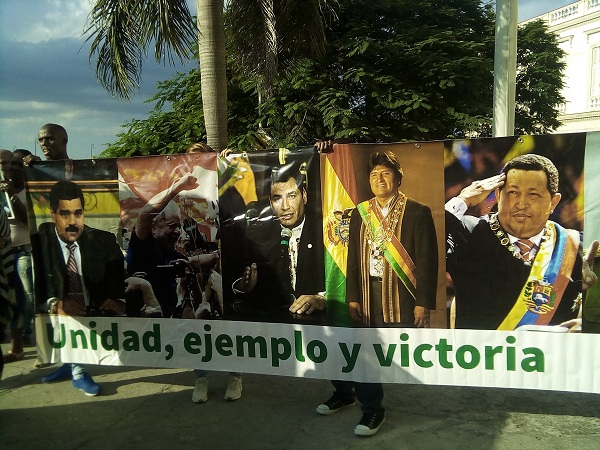 Reafirman j�venes cubanos apoyo a la Revoluci�n