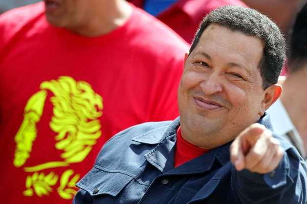 Hugo Chávez: estoy en <b>manos de Dios</b> y de los pueblos - chavez-festeja-venezuela-foto-reuters