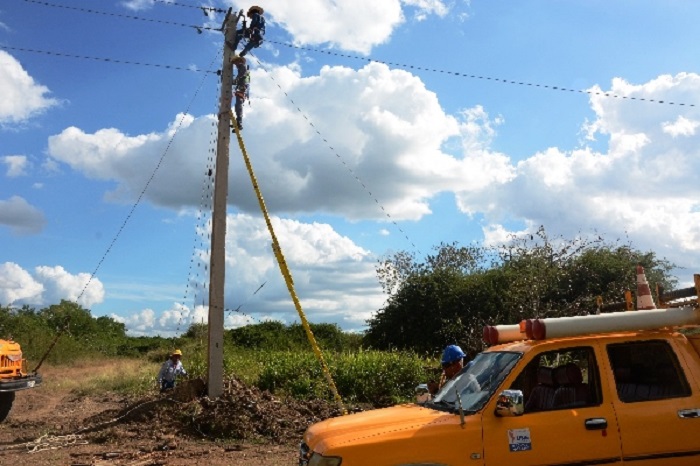 De Cienfuegos a Pinar del Río hasta que todos los clientes tengan electricidad