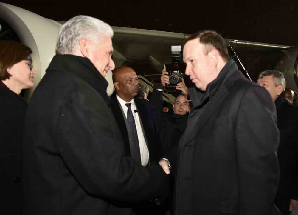 Presidente de Cuba llega a Rusia en visita oficial