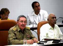 El Segundo Secretario del Partido, General de Ejército Raúl Castro Ruz, presidió el VII Pleno del Comité Central del Partido Comunista de Cuba